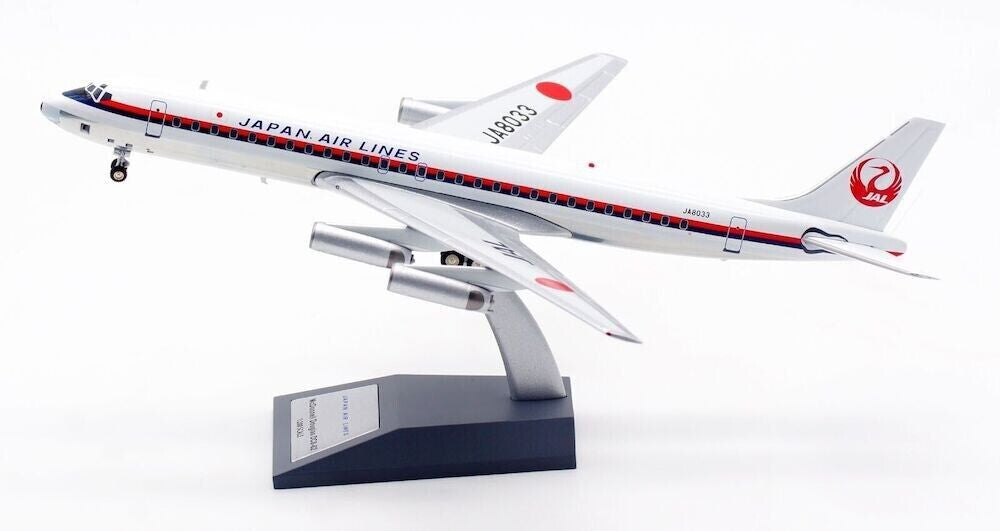 B-862-JAL-33P | Blue Box 1:200 | Douglas DC-8-62 JAL Japan Air Lines JA8033 (with stand)