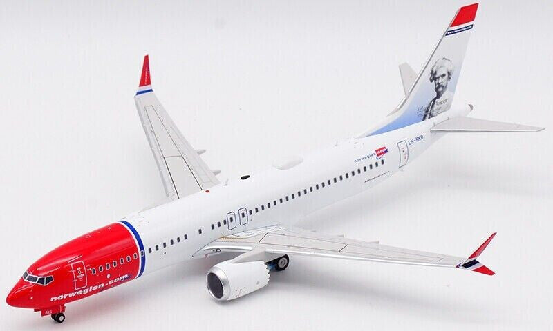 IF73MDY1220 | InFlight200 1:200 | Boeing 737-8max Norwegian LN-BKB Mark Twain (with stand)