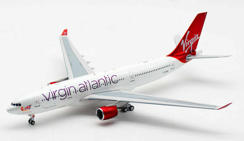 B-VR-332-IK | Blue Box 1:200 | Airbus A330-200 Virgin Atlantic G-VMIK (with stand)