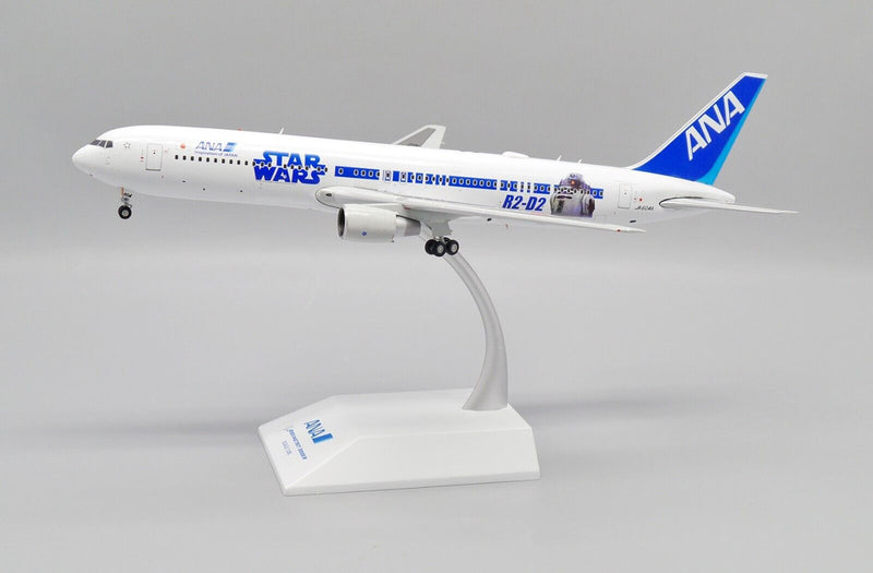 EW2763005 | JC Wings 1:200 | Boeing 767-300 ANA JA604A,