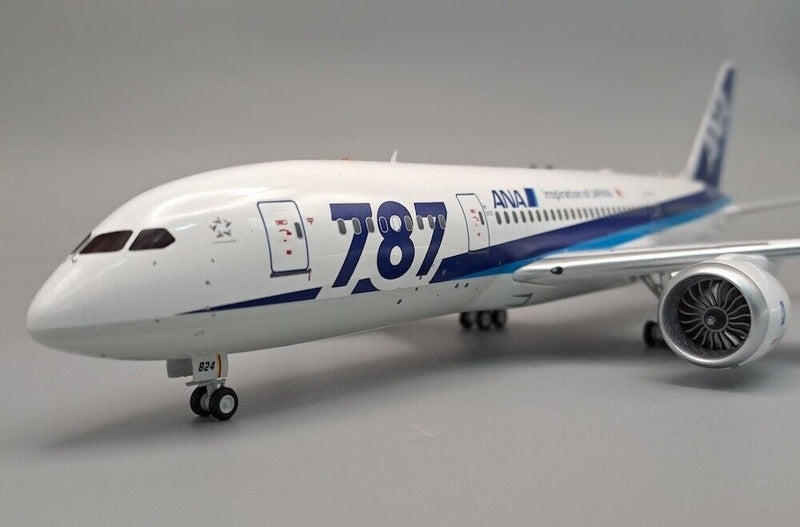 JF-787-8-002 | JFox Models 1:200 | Boeing 787-8 ANA JA824A