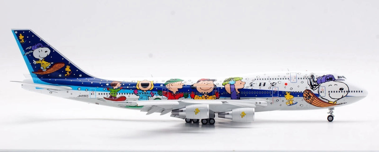 L2020FD | SQ Wings 1:200 | All Nippon Airways B747-400D JA8965 Snoopy Flaps Down