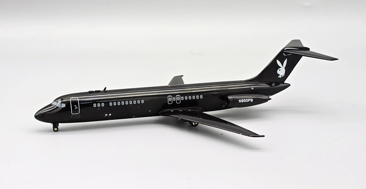 JF-DC9-3-001 | J-Fox Models 1:200 | DC-9-32 Playboy N950PB