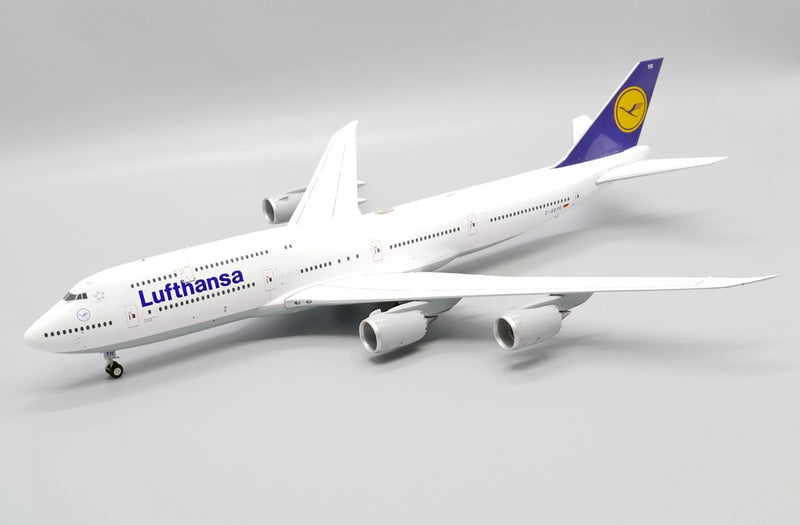 EW2748003 | JC Wings 1:200 | Boeing 747-8 Lufthansa OC Reg D-ABYR