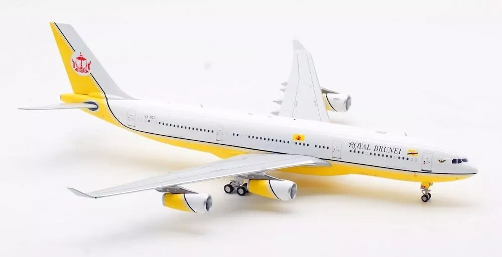 B-342-001 | Blue Box 1:200 | Airbus A340-212 Royal Brunei Airlines V8-001