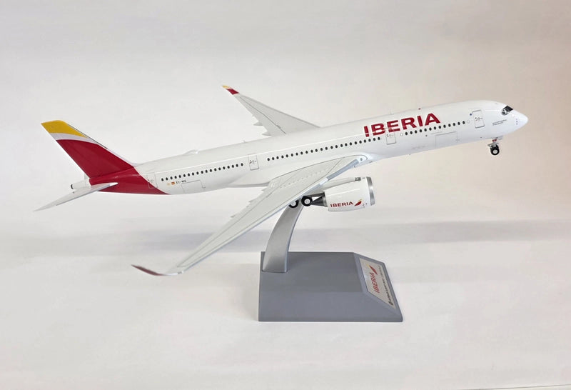 IF359IB0426 | InFlight200 | Airbus A350-941 Iberia EC-NIG (with stand)