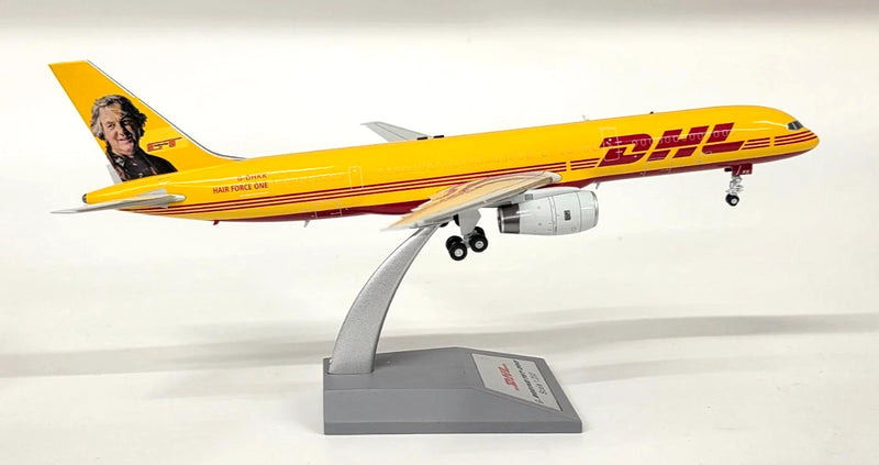 752-HKK | Blue Box 1:200 | Boeing 757-28A(PCF) DHL Air G-DHKK with stand
