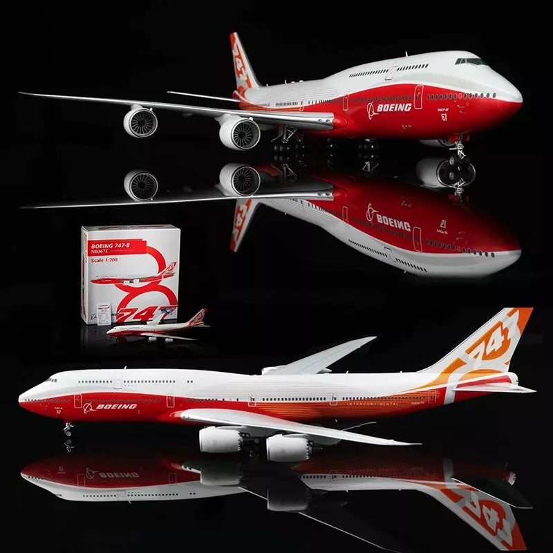 L2073 | SQ Wings 1:200 | Boeing 747-8, Boeing House Colours N6067E