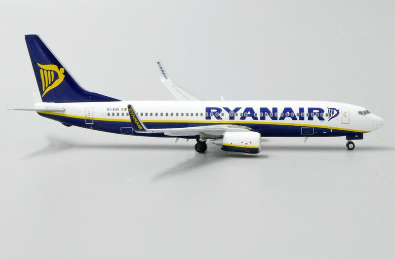 XX4270 | JC Wings 1:400 | Ryanair Boeing 737-800 Reg: EI-EBI With Antenna
