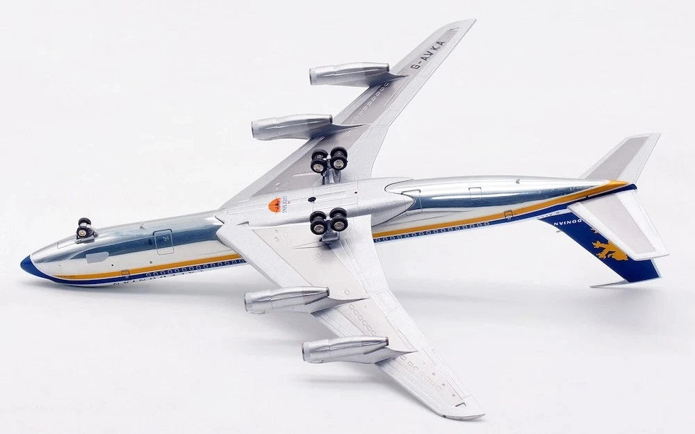 IF707CD0725PR | InFlight200 1:200 | Boeing 707-399C Caledonian Airways G-AVKA with stand