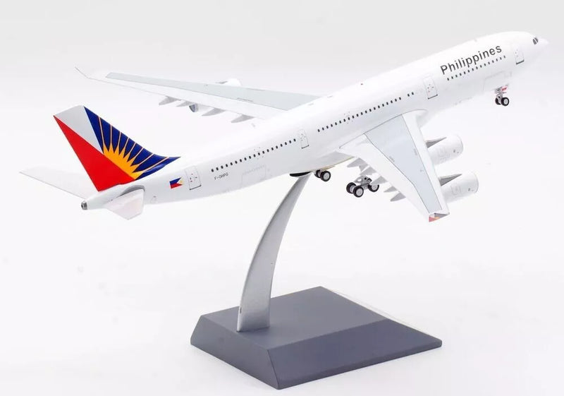 IF342PR0123 | InFlight200 1:200 | Airbus A340-211 Philippine Airlines F-OHPG with stand
