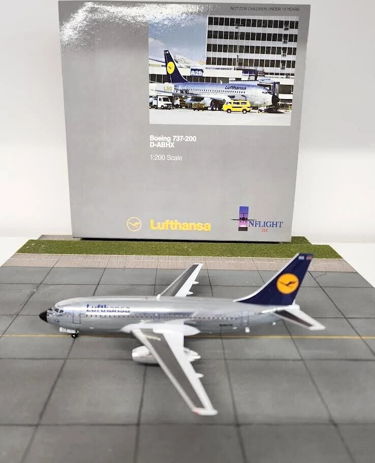 IF732002 | InFlight200 1:200 | Boeing 737-200 Lufthansa
