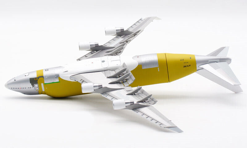 LH2166A | JC Wings 1:200 | Boeing 747-400(LCF) Boeing Company Bare Metal Version N747BC (flaps down, with stand)