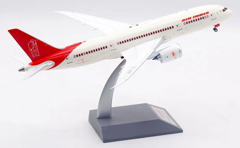 IF788AI1123 | InFlight200 1:200 | Boeing 787-8 Air India VT-ANP (with stand)