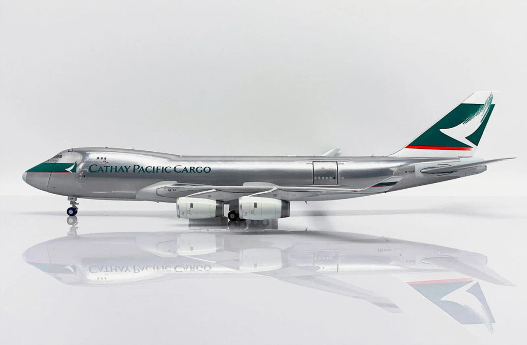 SA2003C | JC Wings 1:200 | Boeing 747-400F Cathay Pacific Cargo Silver Bullet Interactive Series Reg: B-HUP With Stand