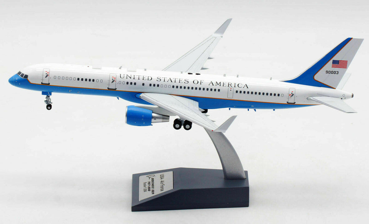 IFC32USA01 | InFlight200 1:200 | Boeing 757(C-32) USAF 98-0003