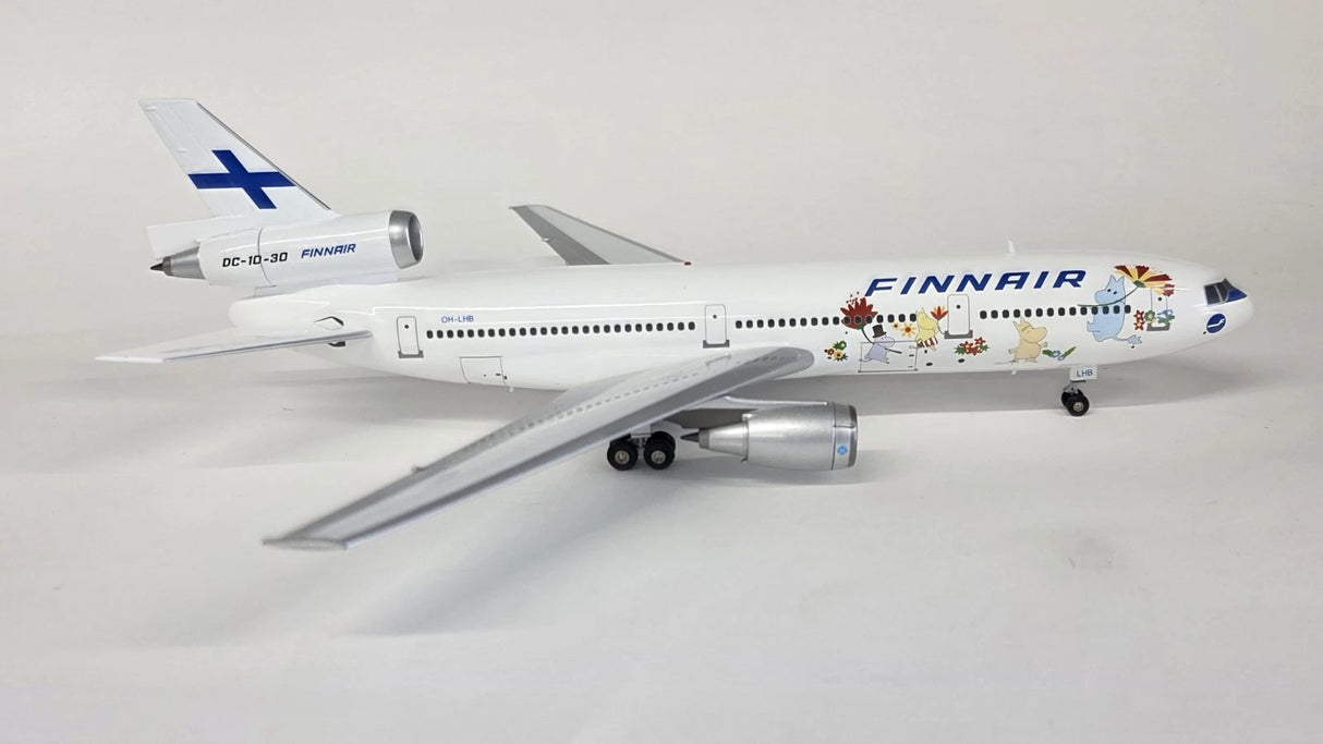 AV2DC10001 | Aviation 200 1:200 | Douglas DC-10-30 Finnair 'Moomins' OH-LHB