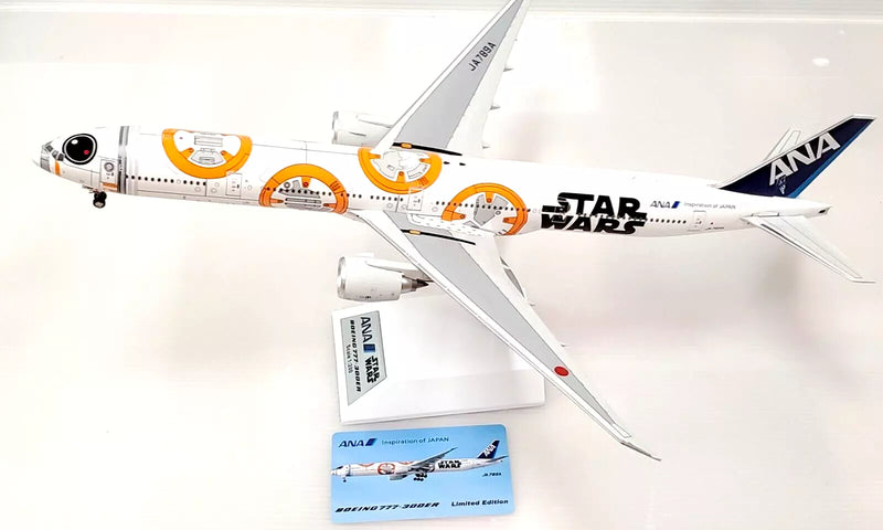 WB2010 | WB Models 1:200 | Boeing 777-300ER ANA JA789A (with stand)
