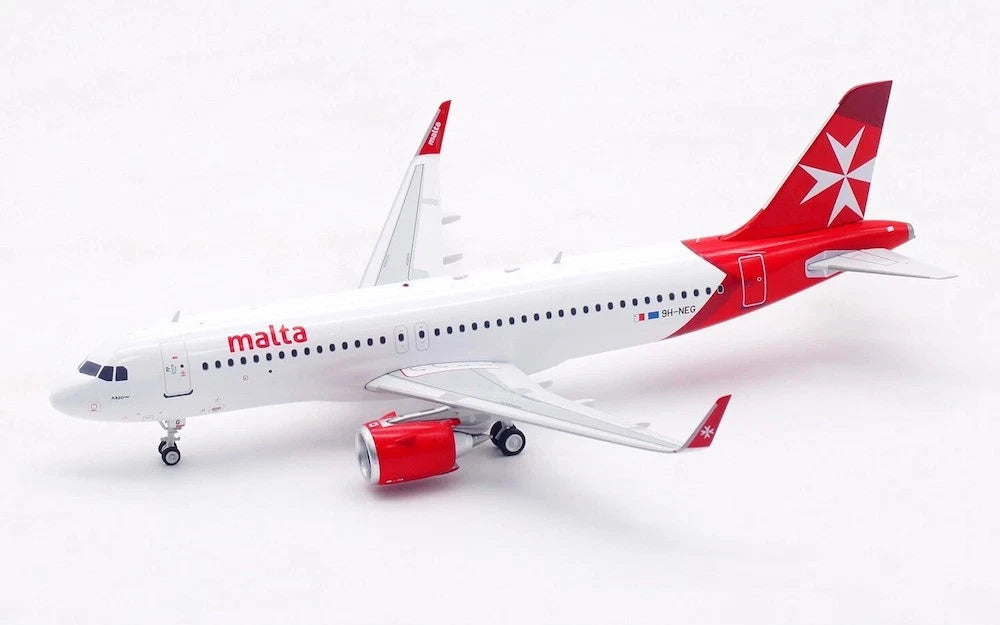 IF320KM0725 | InFlight200 1:200 | Airbus A320-251N KM Malta Airlines 9H-NEG with stand