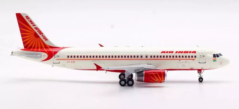 IF320AI0524 | InFlight200 1:200 | Airbus A320-231 Air India VT-ESF