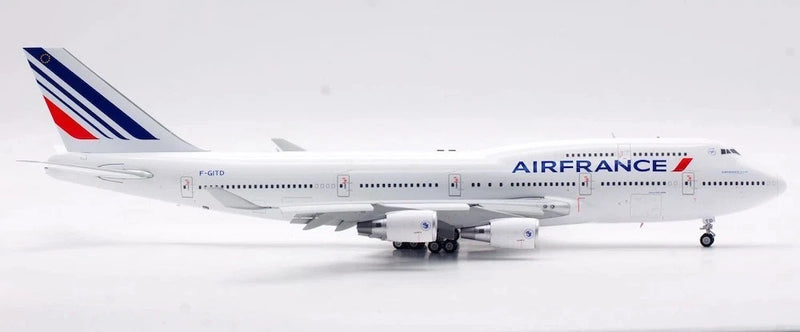 L2071FD | SQ Wings 1:200 | Boeing 747-400 Air France F-GITD 'Flaps Down'