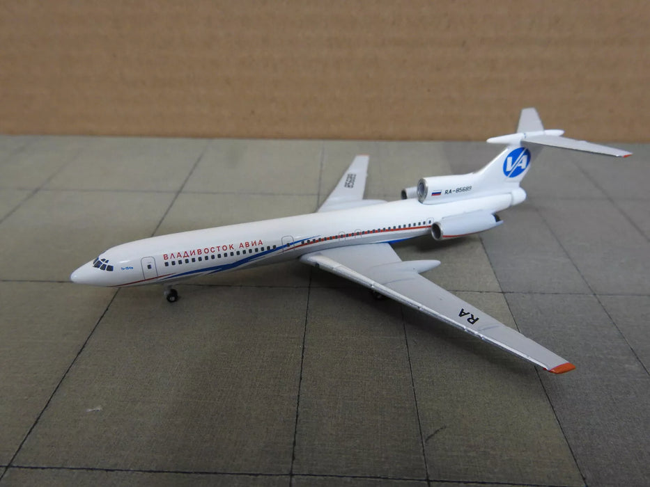 AC419864A | Aero Classics 1:400 | Tupolev Tu-154M Vladivostock newd colours RA-85698