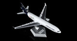 L2104C | SQ Wings 1:200 | MD-11  Lufthansa Cargo D-ALCC Interactive