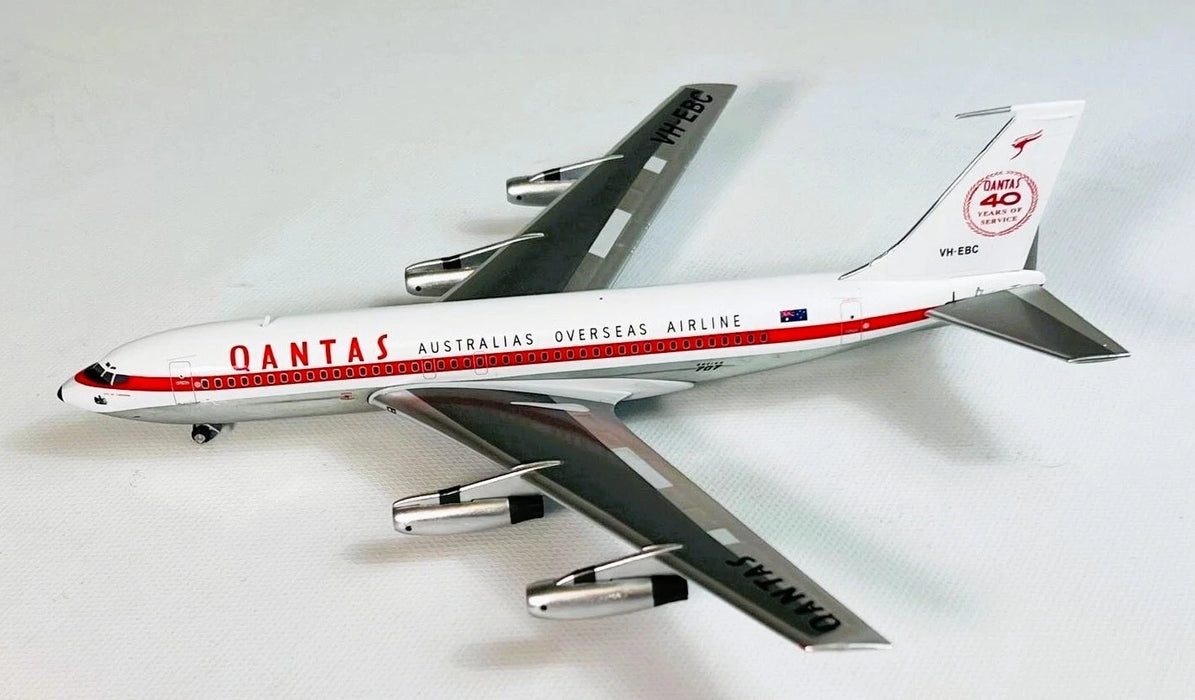 WM211242 | Aeroclassics 200 | Boeing 707-138, Qantas 'Australias Overseas Airline' VH-EBC