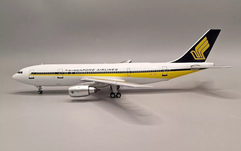JF-A300-003 | JFox Models 1:200 | Airbus A300B4-204 Singapore Airlines 9V-STG