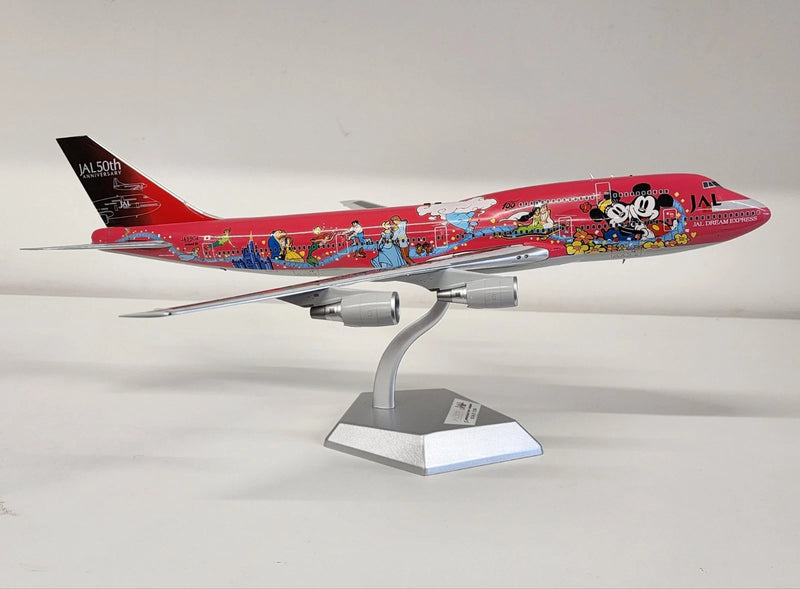 L2060 | SQ Wings 1:200 | Boeing 747-400 JA8904 NO.2/ JAL 50th Anniversary (Pink)