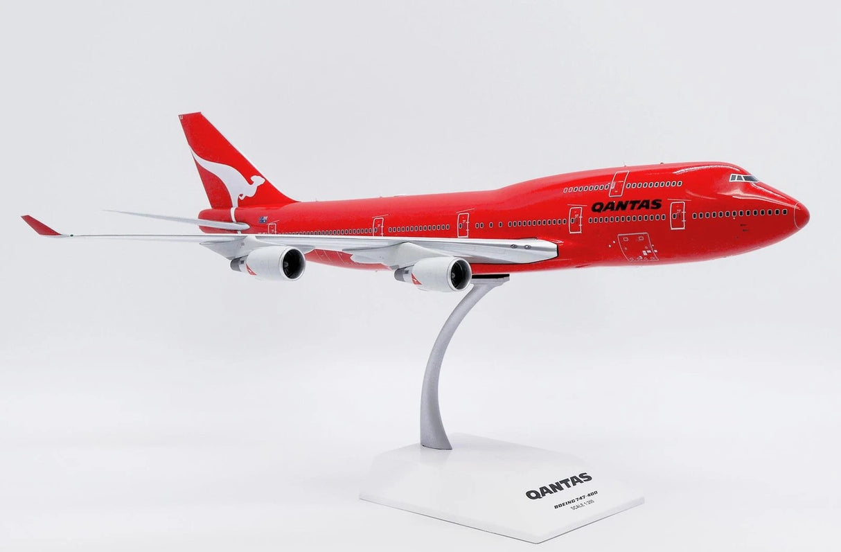 XX20376 | JC Wings 1:200 | Boeing 747-400 Qantas All Red VH-OEJ