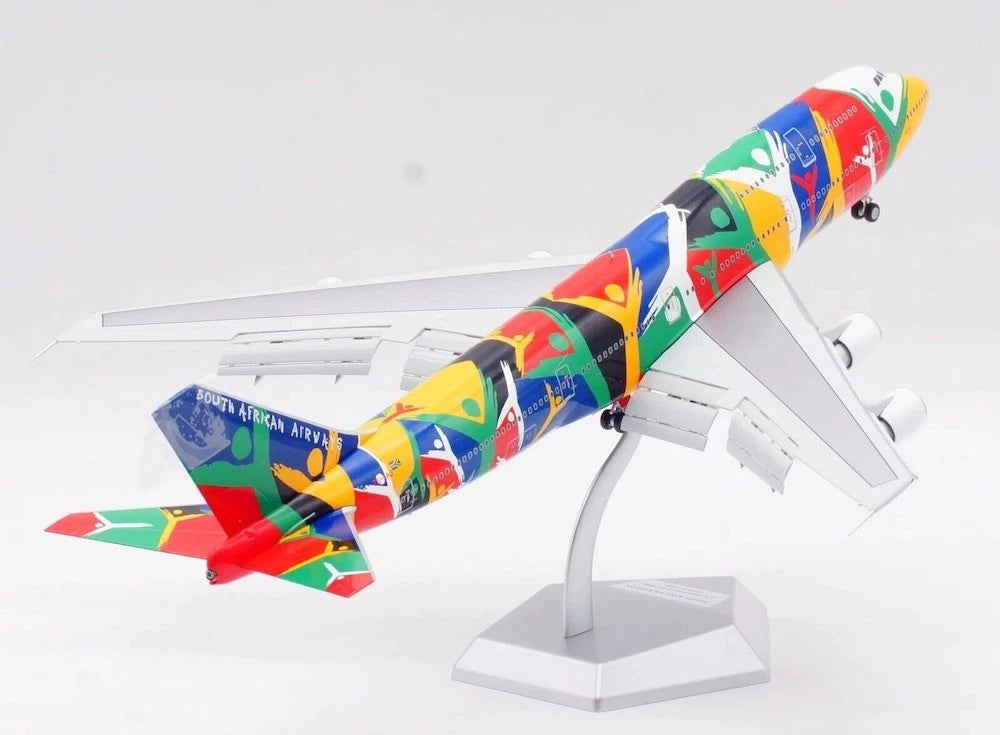 L2022FD | SQ Wings 1:200 | Boeing 747-300 'flaps down', South African Airways 'Ndizani' ZS-SAJ