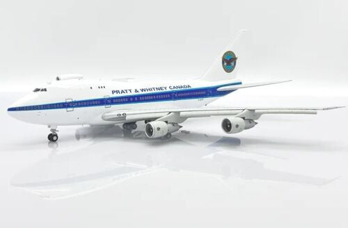 XX20286A | JC Wings 1:200 | Boeing 747SP Pratt & Whitney Canada C-GTFF Flaps down (with Stand)