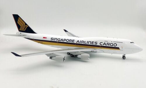 WB-747-4-062 | WB Models 1:200 | Boeing 747-400 Singapore Airlines Cargo 9V-SCA