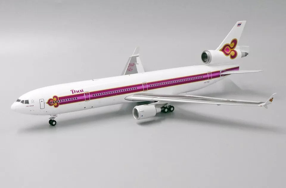 XX2945 | JC Wings 1:200 | MD-11 Thai Airways HS-TMD (with stand)