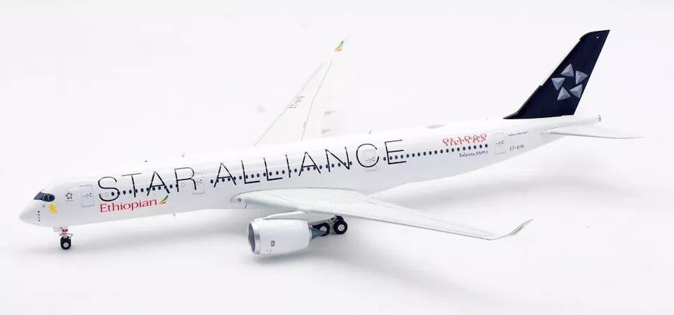 IF359ET0324 | InFlight200 1:200 | Airbus A350-941 Star Alliance (Ethiopian Airlines) ET-AYN with stand