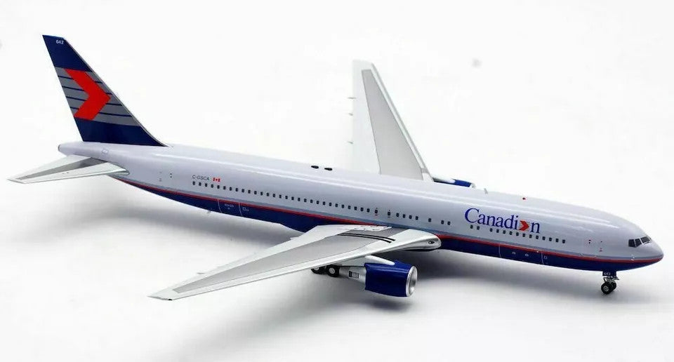 B-763-CP-SCA | Blue Box 1:200 | Boeing 767-300 Canadian Airlines C-GSCA (with stand)