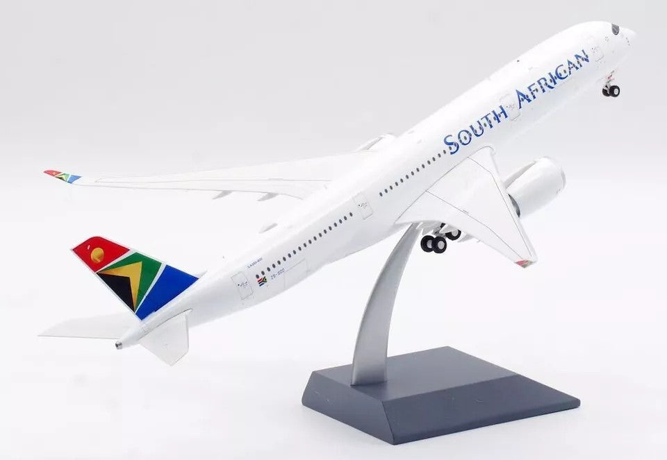 IF359SA0823 | InFlight200 1:200 | Airbus A350-900 South African Airways ZS-SDD