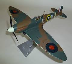 AA33903 | Corgi 1:32 | Supermarine Spitfire Mk.IIA RAF P7966 'Wing Commander Douglas Bader'