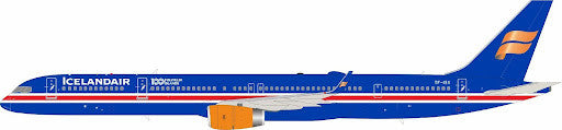 IF753FI0425 | InFlight200 1:200 | Boeing 757-3E7TF-ISX Icelandair with stand | was due February 2025