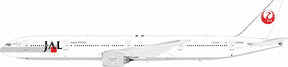 B-773-JAL-945 | Blue Box 1:200 | Boeing 777-346 JAL JA8945 Deneb with stand