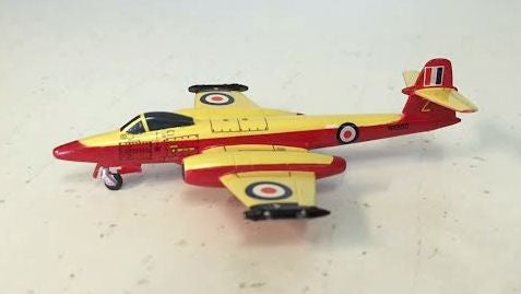 SF273 | SkyFame Models 1:200 | Gloster Meteor U16, RAE Royal Aircraft Establishment, WK800:Z, 1993 | is due - see description
